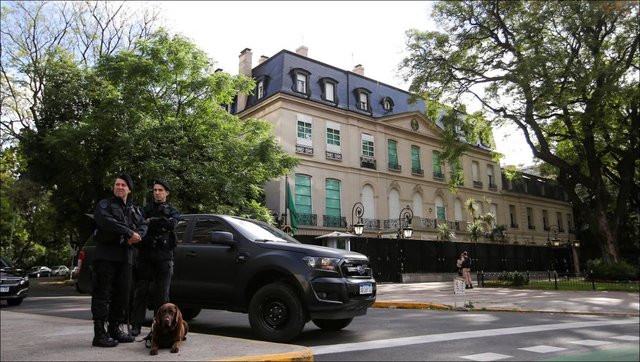 بن سلمان در آرژانتین به جای هتل در سفارت جا خوش کرد