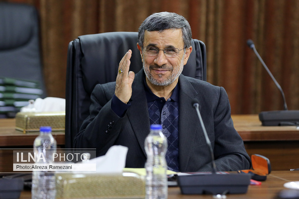 عبدالرضا داوری : احمدی‌نژاد از مرداد ۱۴۰۱ در مجمع تشخیص حضور نخواهد داشت