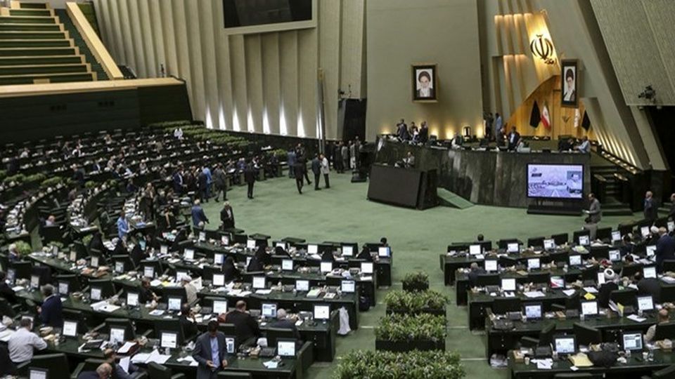 تاراج تمدن ایرانی اسلامی قانونی می شود؟!/اعتراض دانشگاه به مجلس