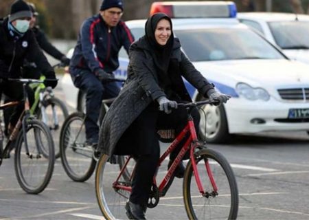 نظر قوه قضاییه در باره دوچرخه‌سواری و موتورسواری بانوان: جرم نیست