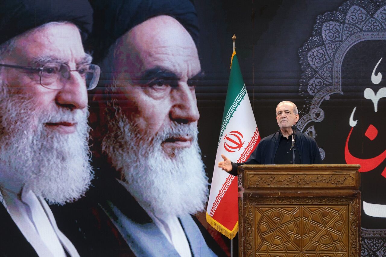 پزشکیان: نمی‌توانم بپذیرم که عده‌ای گرفتار فقر،بیکاری و مشکلات معیشتی باشند/همه وظیفه داریم گره‌های موجود در زندگی مردم را باز کنیم/ایران نباید از دیگر کشورها عقب بماند