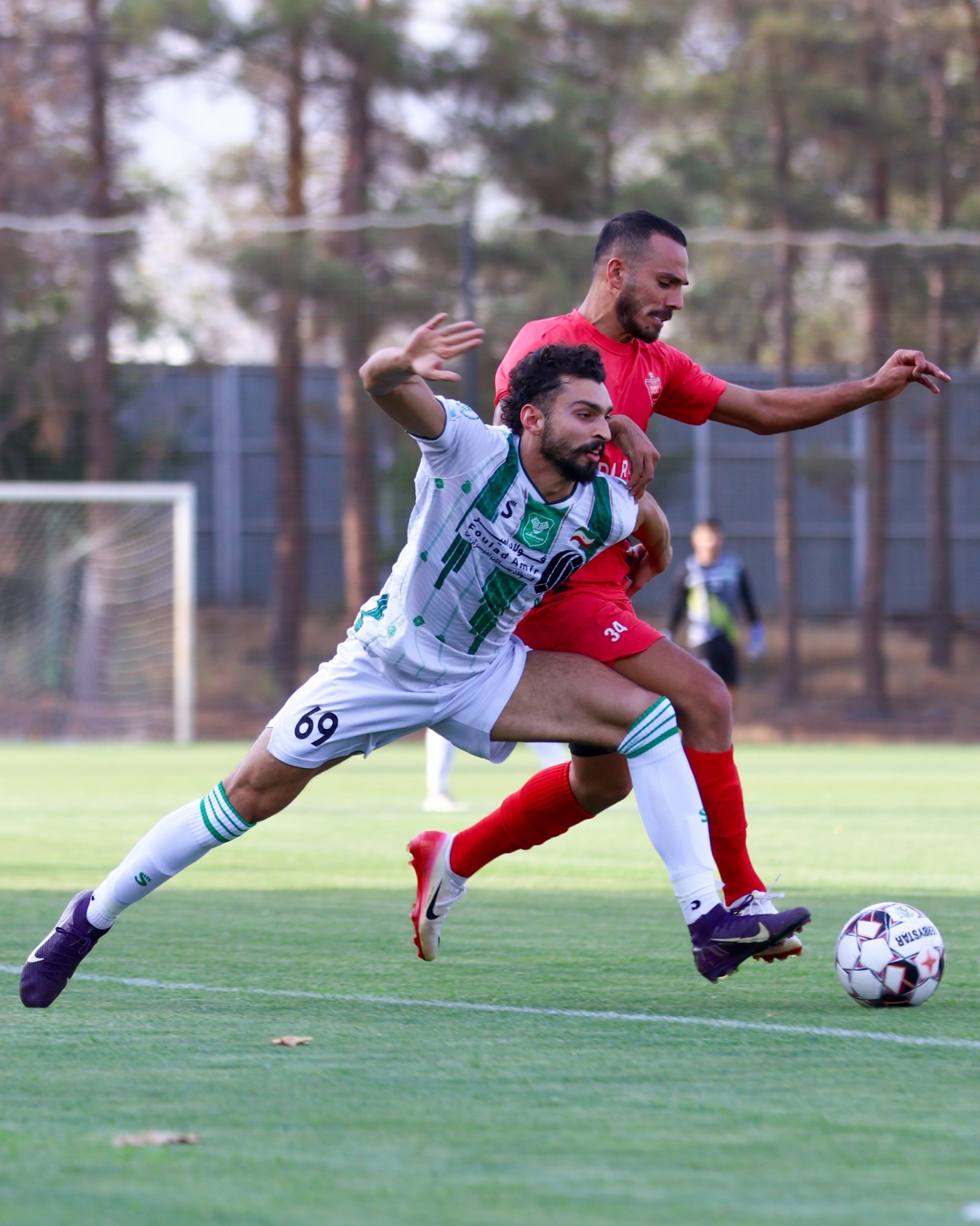 برد دو بر صفر پرسپولیس برابر خیبر با گل های سرگیف و تیکدری