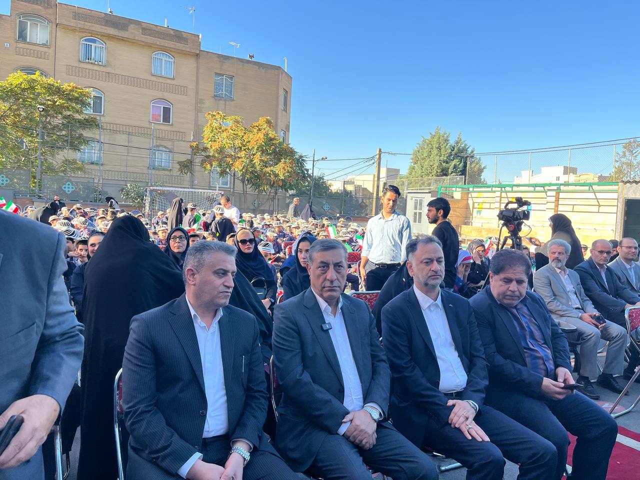 دکتر قائم‌پناه:«آباد باش ای ایران،آزاد باش ای ایران» را از طفولیت به فرزندانمان بیاموزیم 