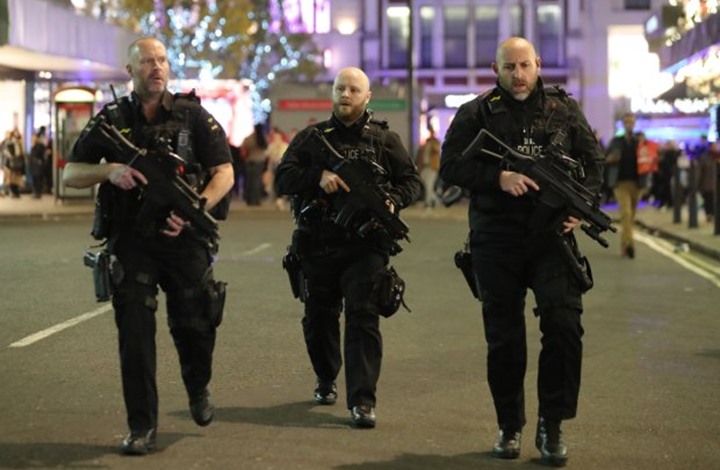 آخرین خبرها از حمله فرد ناشناس به شهروندان در لندن