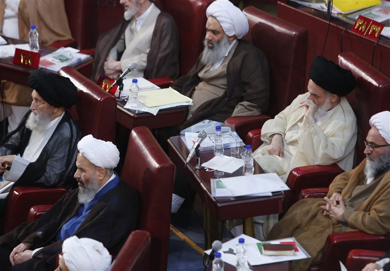 انتقاد شدید عضو مجلس خبرگان از دولت دوازدهم و گلایه از روحانی