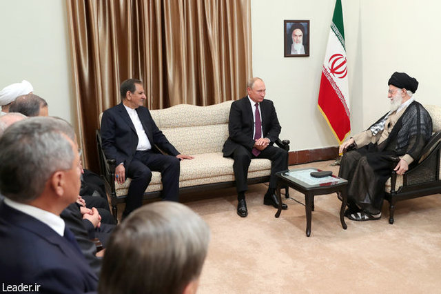 گزارش تصویری از دیدار رهبری با رئیس جمهوری روسیه