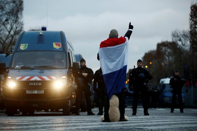 ادامه تظاهرات جلیقه زردها در فرانسه