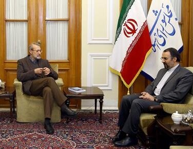 تبادل نظر لاریجانی و سنایی در مورد رابطه با روسیه