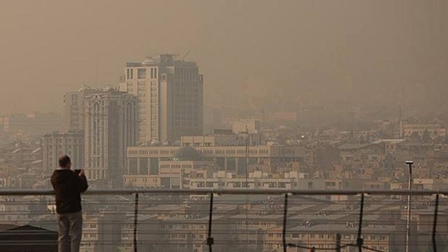 تهران در قفس آلودگی و دود/ ۲۹ دی ماه روز تلخ هوای ناپاک