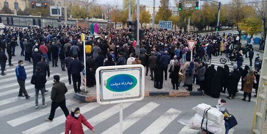 تجمع اعتراضی مردم شهرکرد به دلیل کمبود آب