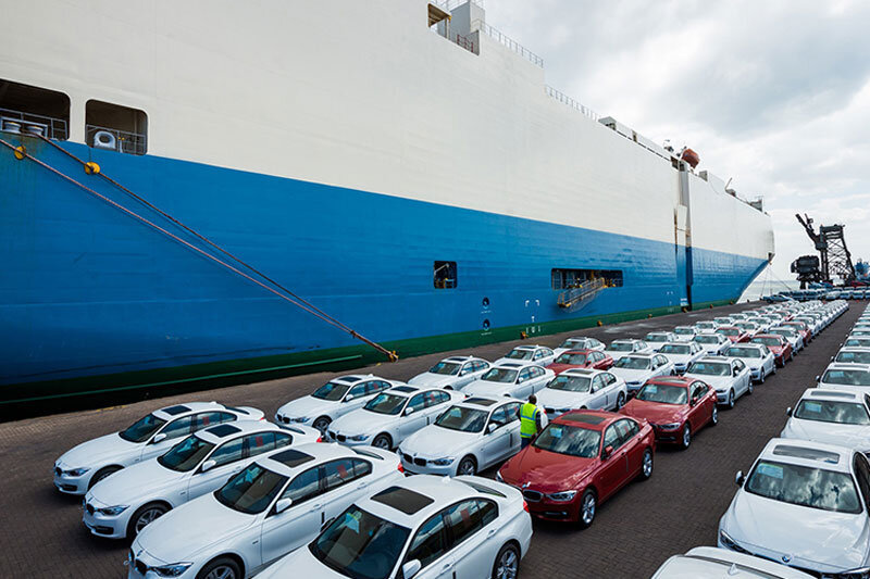 وزیر صنعت: واردات خودرو از سال آینده آزاد می‌شود