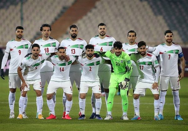 ایران با پاراگوئه بازی می کند