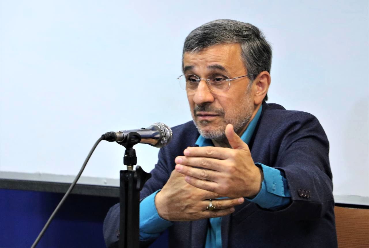احمدی نژاد: ۴۰ سال بعد از انقلاب چرا باید ملاحظه روسیه را بکنیم؟