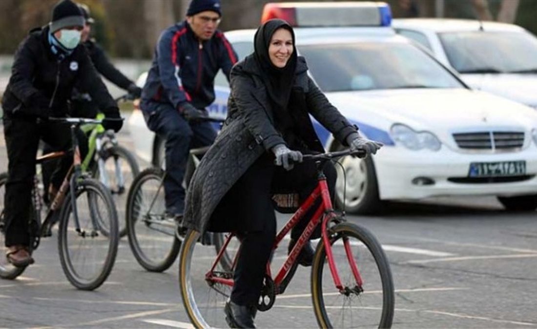 نظر قوه قضاییه در باره دوچرخه‌سواری و موتورسواری بانوان: جرم نیست