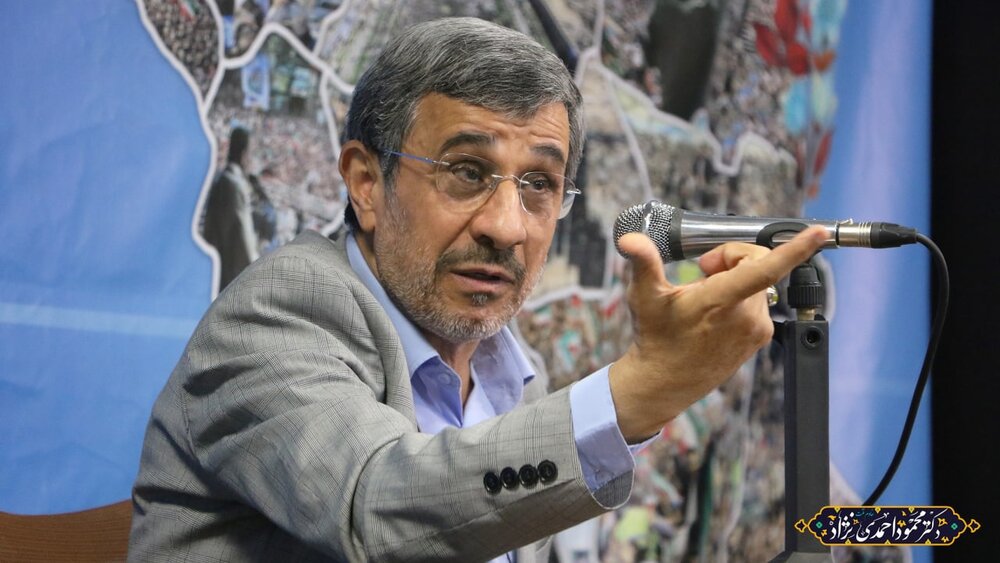 جنجال جدید احمدی نژاد:حضرت ابراهیم کُرد و حضرت زرتشت آذری بود!