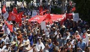 تونس هم آخر نتونس!/خداحافظ دموکراسی، سلام به دیکتاتوری