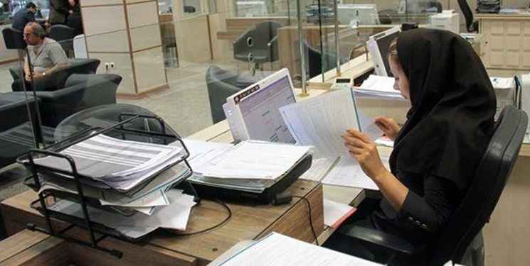 دادستانی مشهد: ارائه خدمات به افراد بدحجاب در اداره‌ها و بانک‌ها ممنوع شد