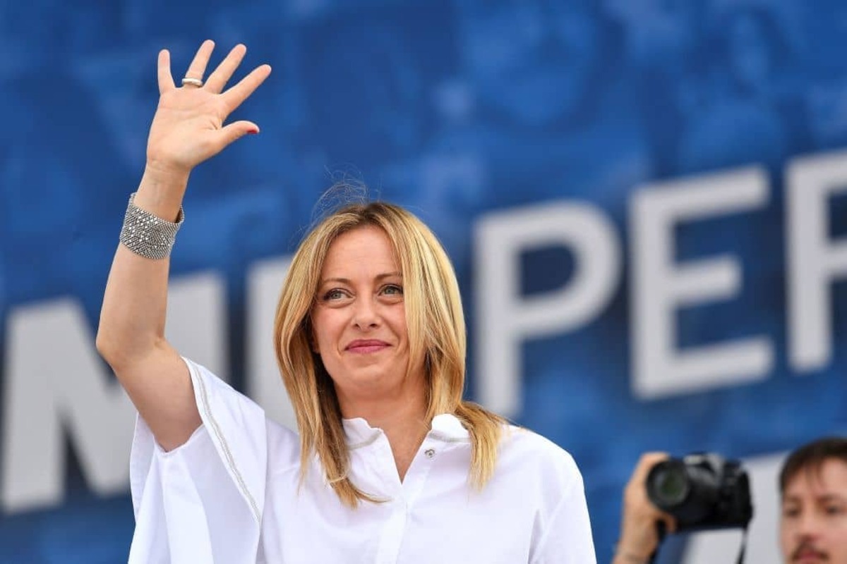 اولین نخست وزیر زن در ایتالیا / زنان دولت ایتالیا را در دست گرفتند