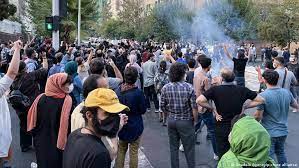 ۸۳درصد مردم ایران معترض‌اند
