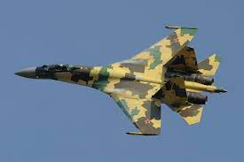 روسیه به زودی ده‌ها فروند جنگنده سوخو-۳۵ به ایران می‌دهد