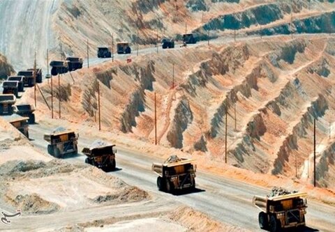 مدیر صنایع معدنی ایمیدرو اعلام کرد: تدوین سند راهبردی برای توسعه معدن و صنایع معدنی کشور
