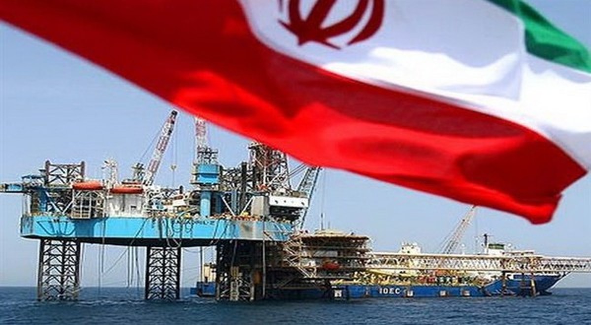 صادرات نفت خام ایران ۱.۱۳۷ میلیون بشکه در روز