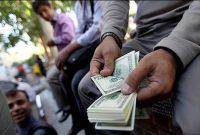 سقوط ۵ هزار دلاری درآمد ایرانی‌ها