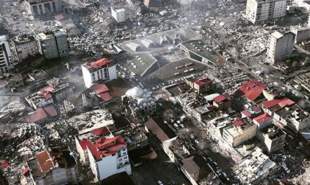جولان مرگ در ترکیه /کشته شدگان زلزله به ۱۲ هزار نفر رسید