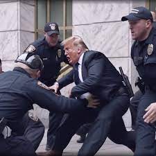 تصاویری از دستگیری دونالد ترامپ!