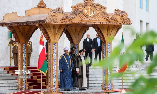 سلطان عمان وارد تهران شد/ مذاکرات ایران و امریکا به نقاط مشخصی رسیده؟