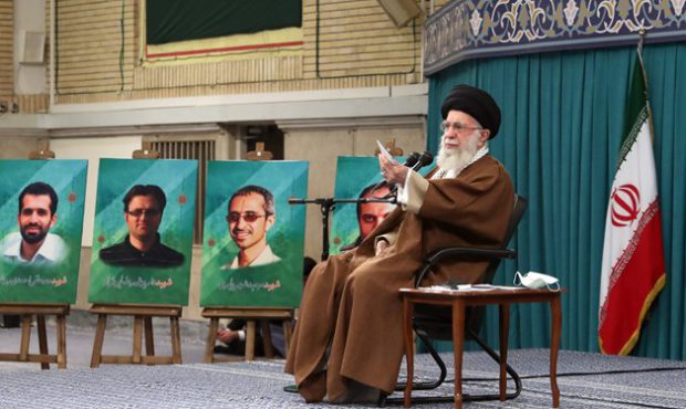 رهبر معظم انقلاب اسلامی : اجتماعات ملت‌های مسلمان نشانه عصبانیت جدی از جنایات رژیم صهیونیستی است