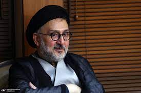 ابطحی: مواضع رهبری پای ایران را از بهانه جویی های اسراییل بیرون کشید