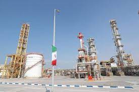 تقدیر سازمان ملی استاندارد از تولید گازوییل سبز در پالایشگاه اصفهان
