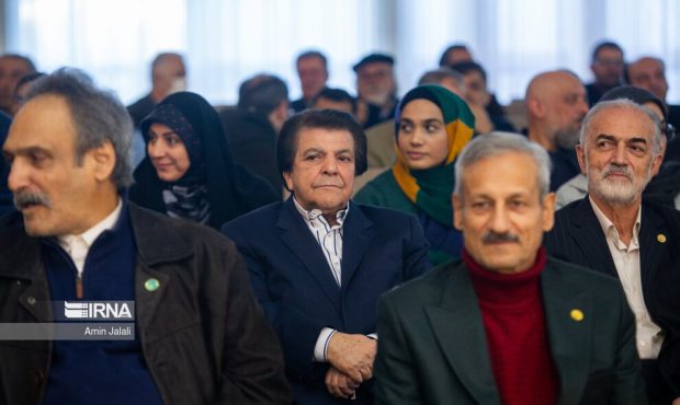 عباس قادری در مراسم افطاری رئیس جمهور