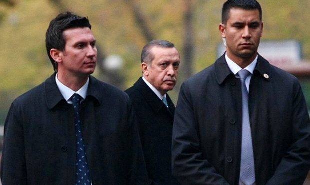 حمله تروریستی به تیم امنیتی اردوغان/یکی کشته شد سه نفر دیگر زخمی