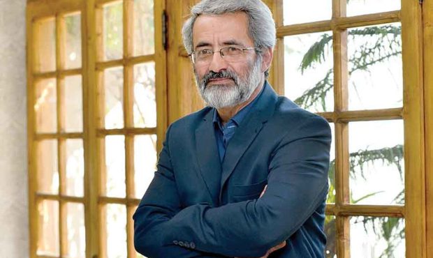 سلیمی نمین : باید به سمت فضای باز سیاسی برویم