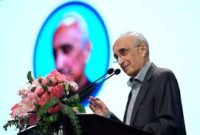 غنی‌نژاد: خط قرمز “مصلحت سیاسی” نیست بلکه حق مردم است