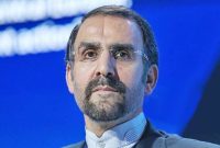 مشاور سیاسی رئیس‌جمهور: نباید بازگشت تحریم‌های بین‌المللی را کوچک شمرد