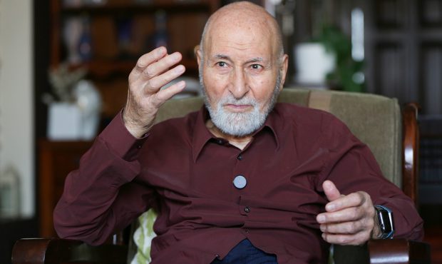بهزاد نبوی:پزشکیان،پزشکیان است؛یک چهره مستقل که می‌خواهد با همه نیروها کار کند و کار درستی هم می‌کند